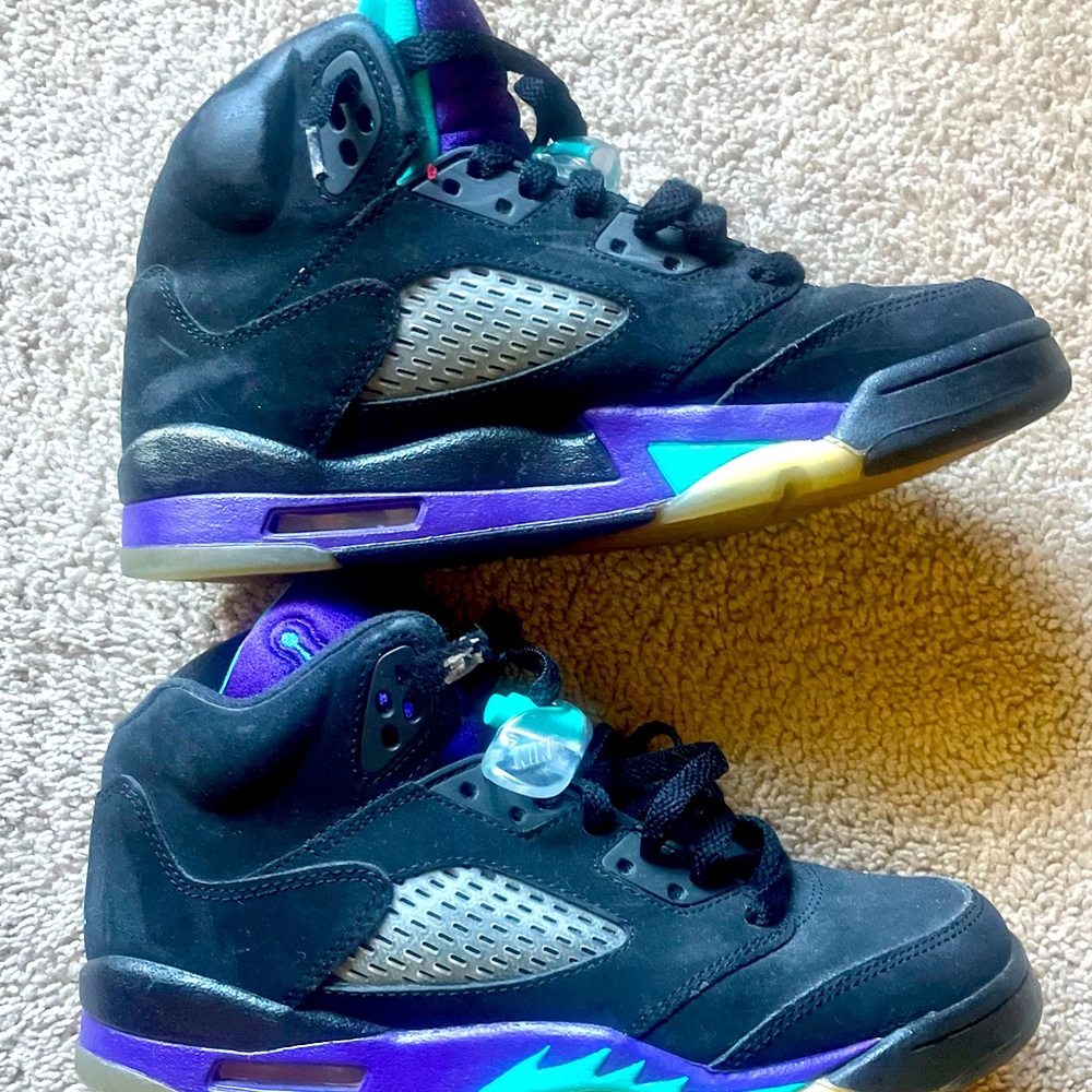 Air Jordan 5 Retro Black Grape